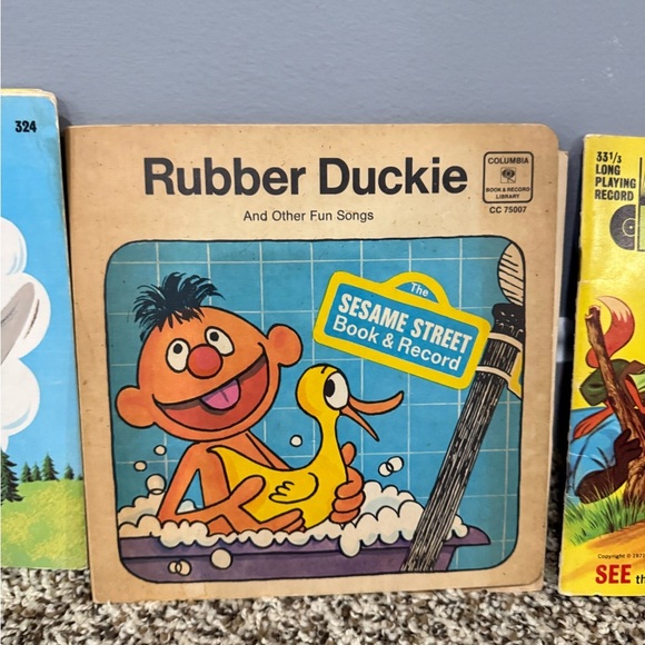 Vintage Kids Read Along Books Vinyl Record Lot - Picture 2 of 6